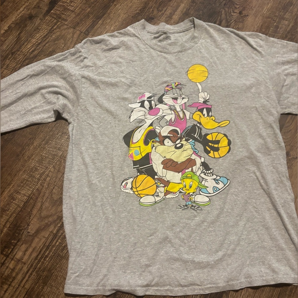 Warner Bros. Gray Looney Tunes Long Sleeve Shirt